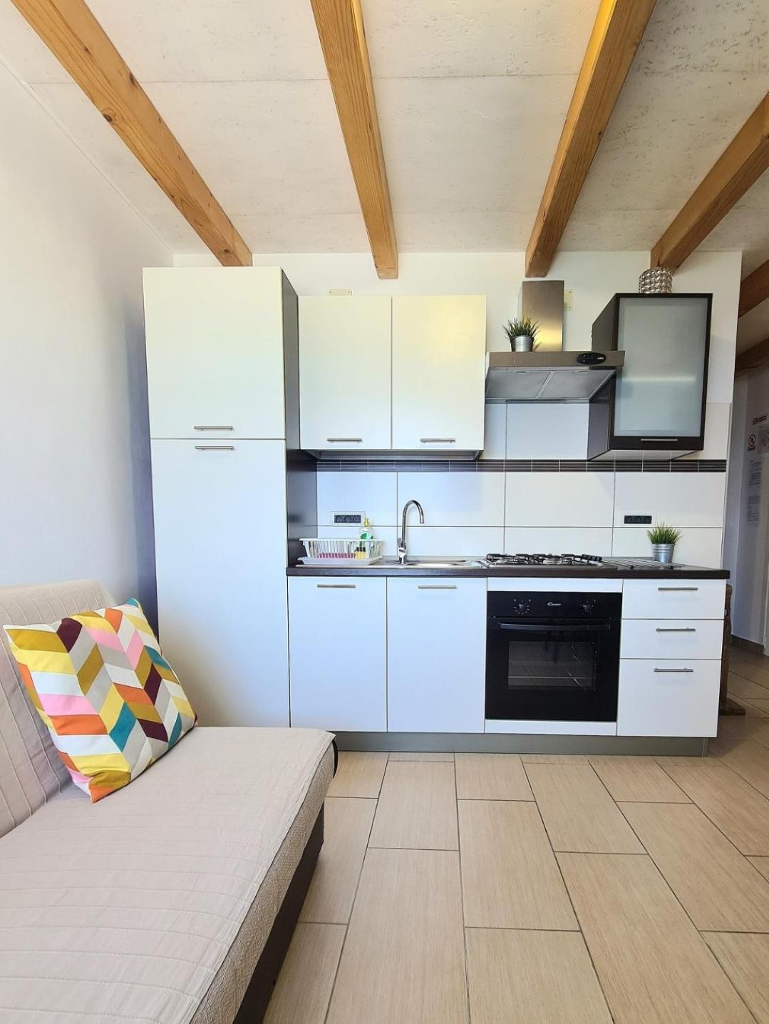 Apartments Sveti Ivan Mošćenička Draga Oda fotoğraf