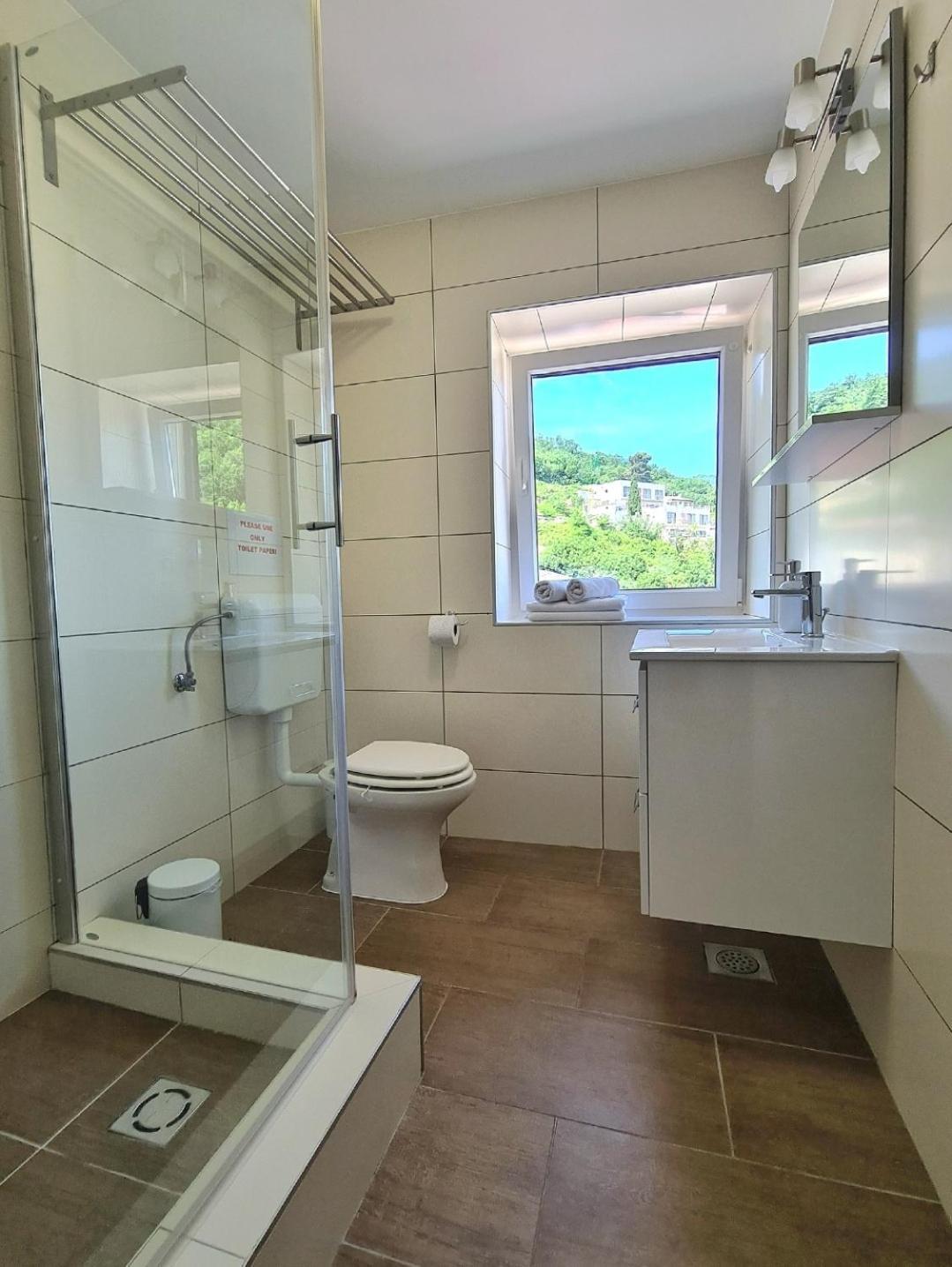 Apartments Sveti Ivan Mošćenička Draga Oda fotoğraf