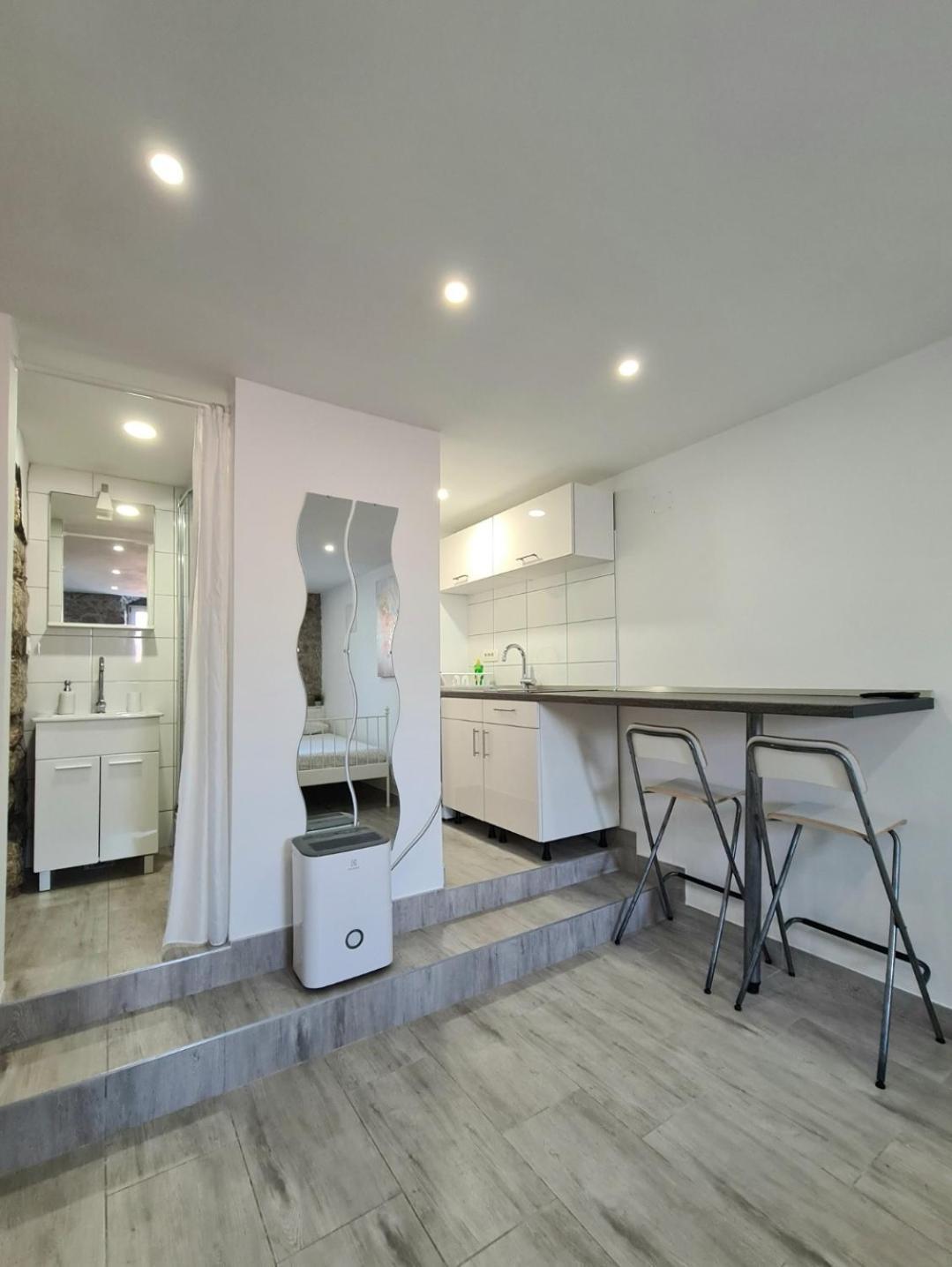 Apartments Sveti Ivan Mošćenička Draga Oda fotoğraf